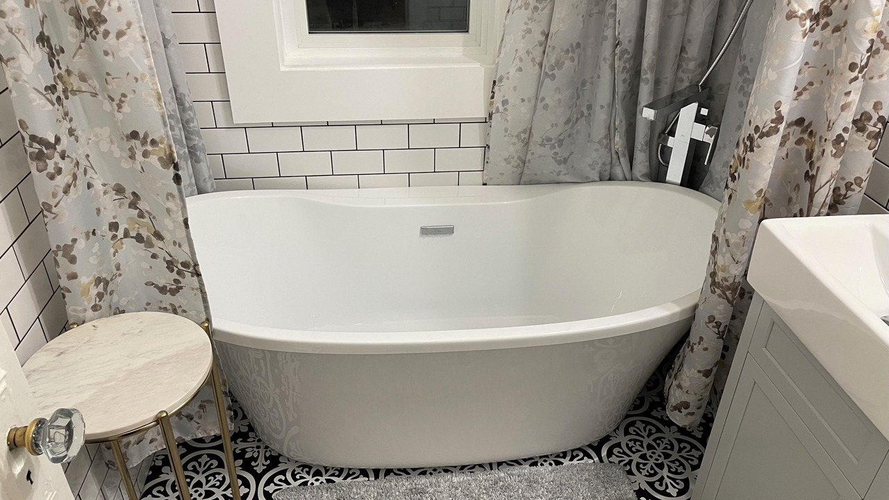 Photo of Bathroom in Saskatoon Downtown