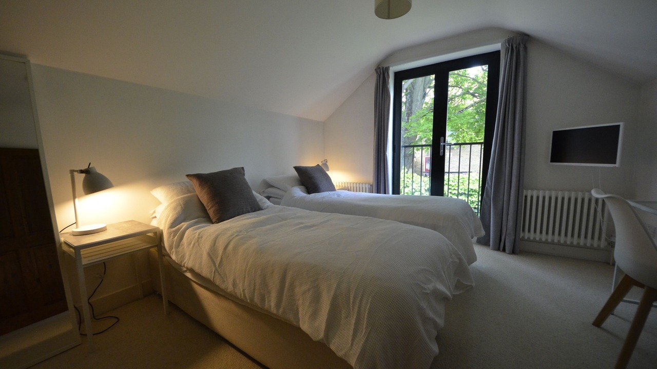 Photo of Bedroom in Windsor City Centre