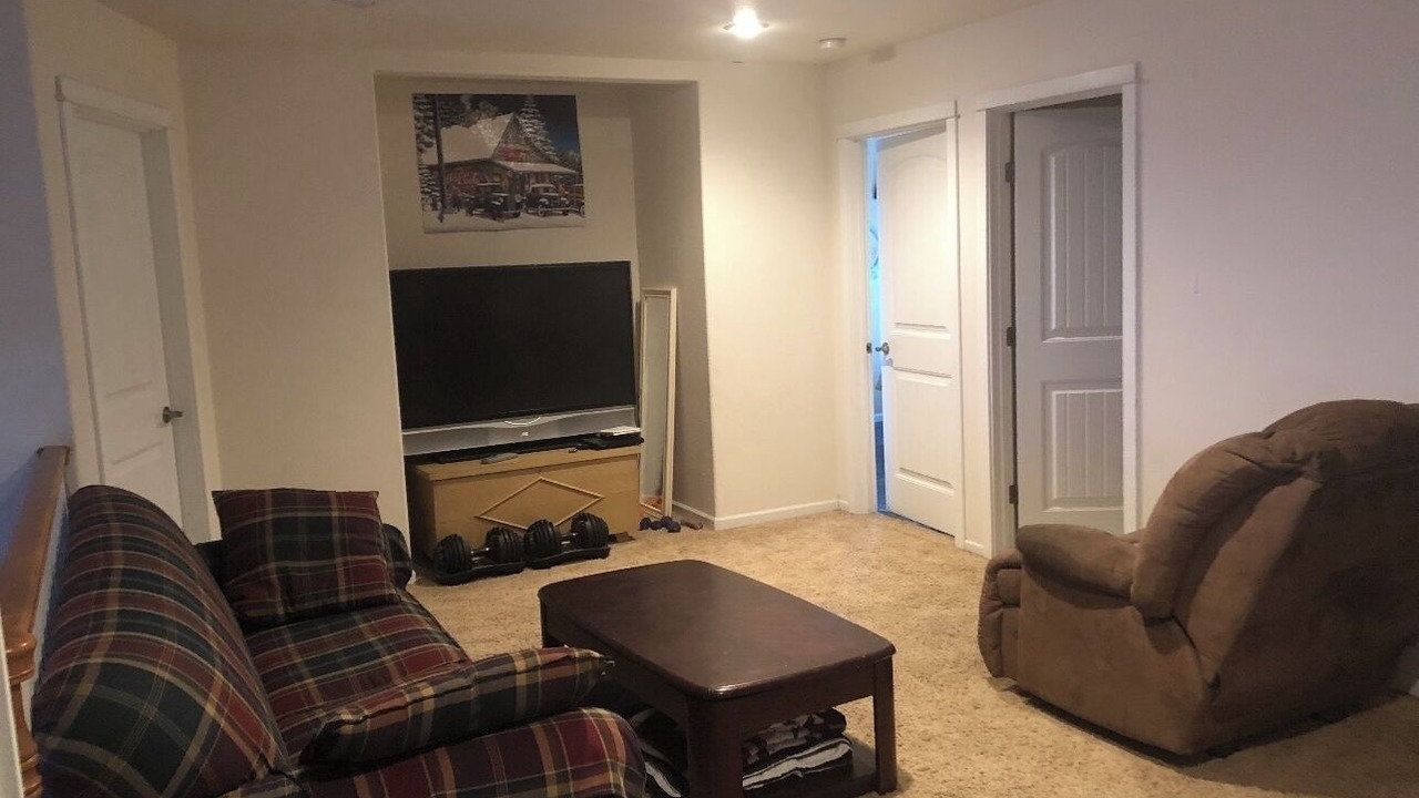 Photo of Livingroom in Harvard