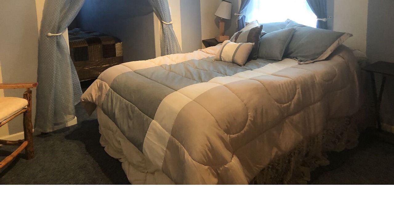 Photo of Bedroom in Harvard