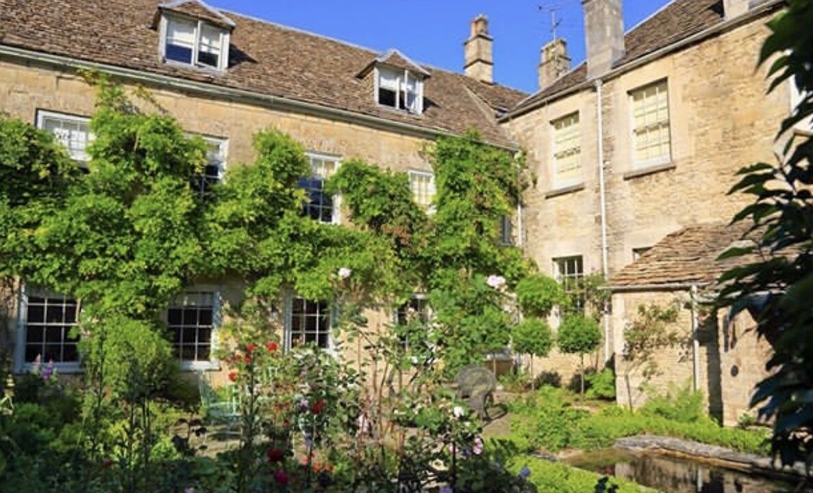 Photo of Outdoor in Kingscote