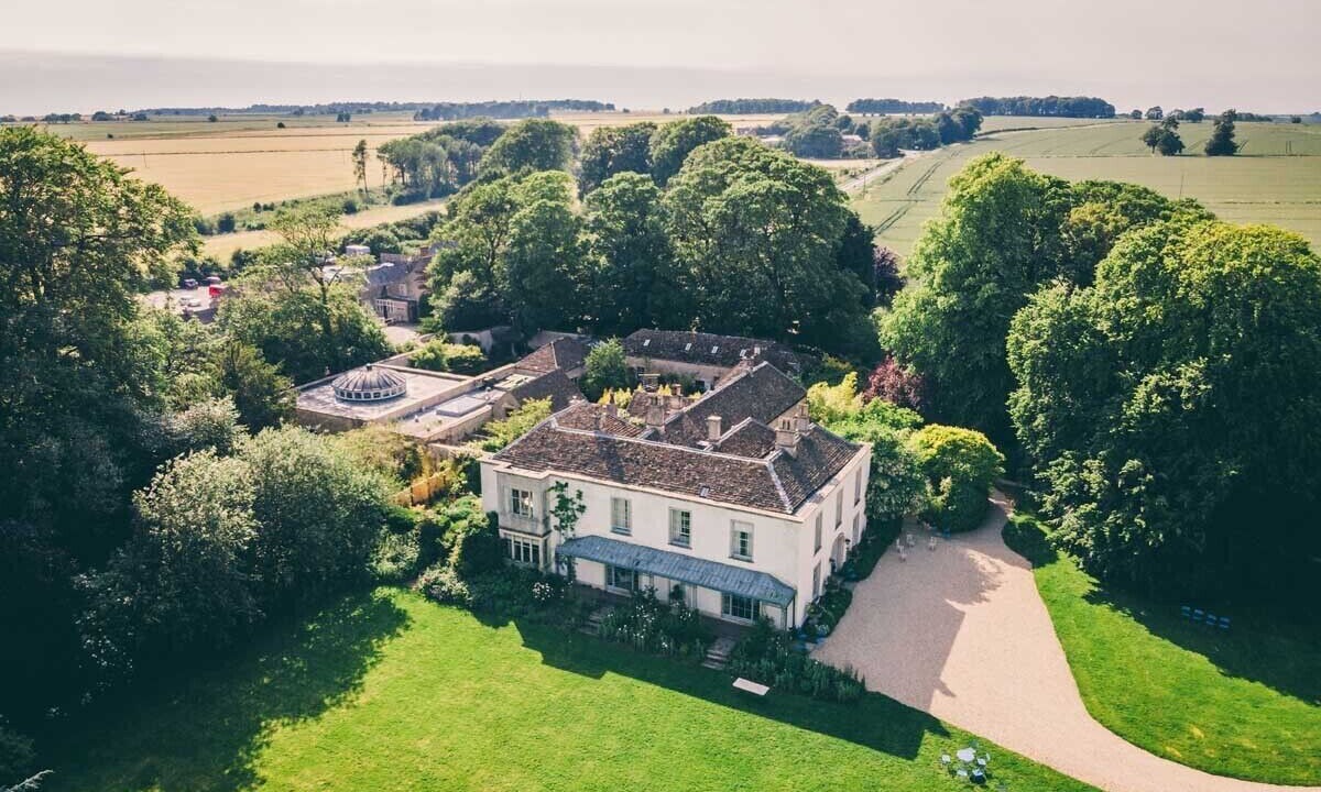 Photo of Outdoor in Kingscote