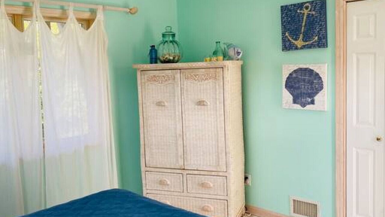 Photo of Bedroom in Southold