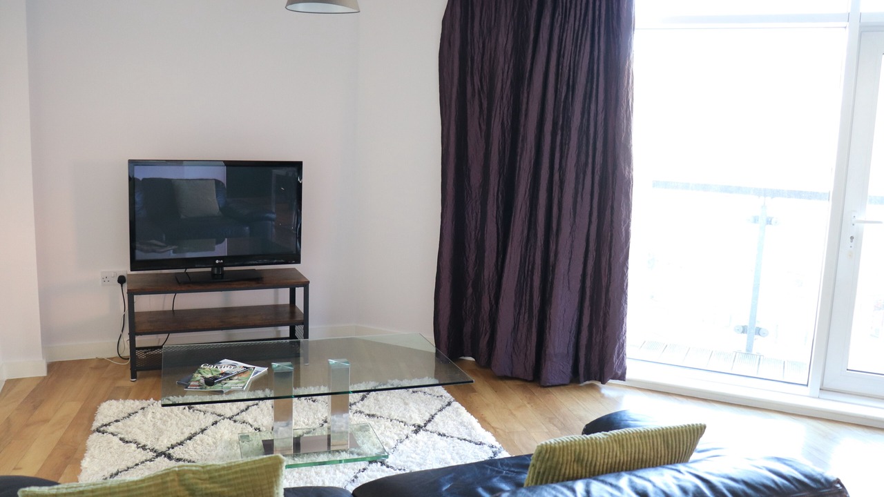 Photo of Livingroom in Butetown