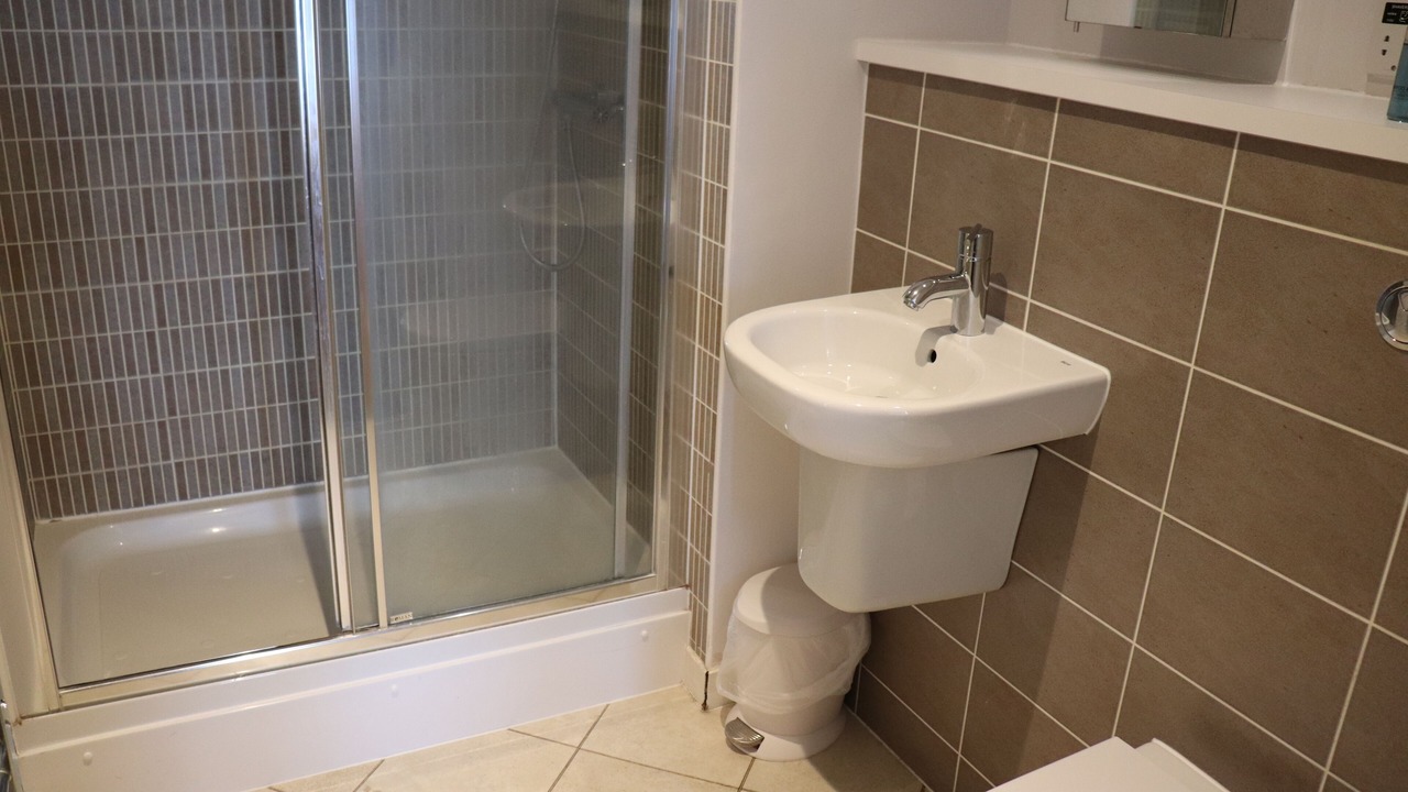 Photo of Bathroom in Butetown