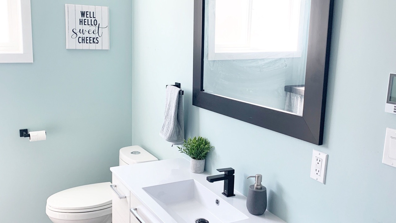 Photo of Bathroom in Okanagan-Similkameen