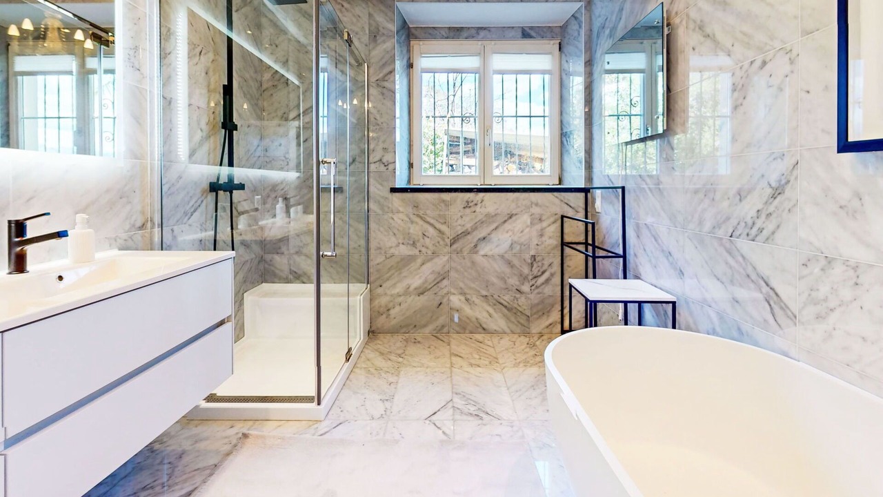 Photo of Bathroom in Brione sopra Minusio