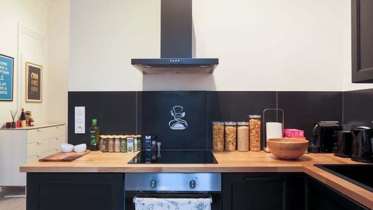 Photo of Kitchen in Voltaire - Saint Amour