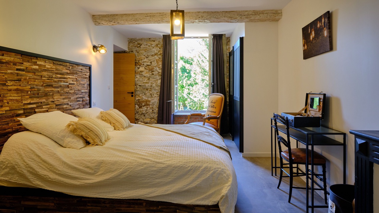 Photo of Bedroom in Alzonne