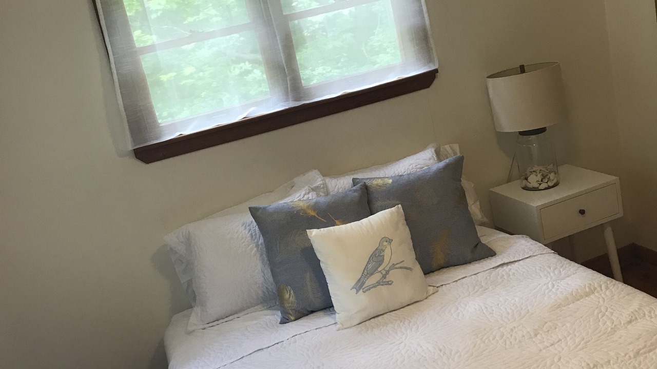 Photo of Bedroom in Grand Bend