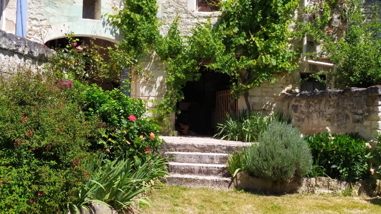 Photo of Outdoor in Bourre