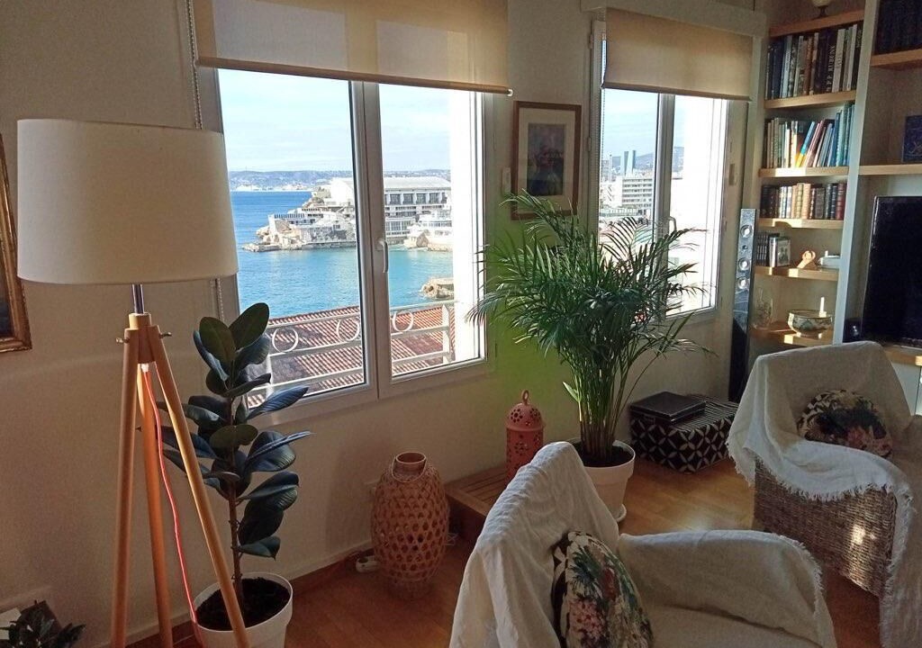 Photo of Livingroom in Le Pharo