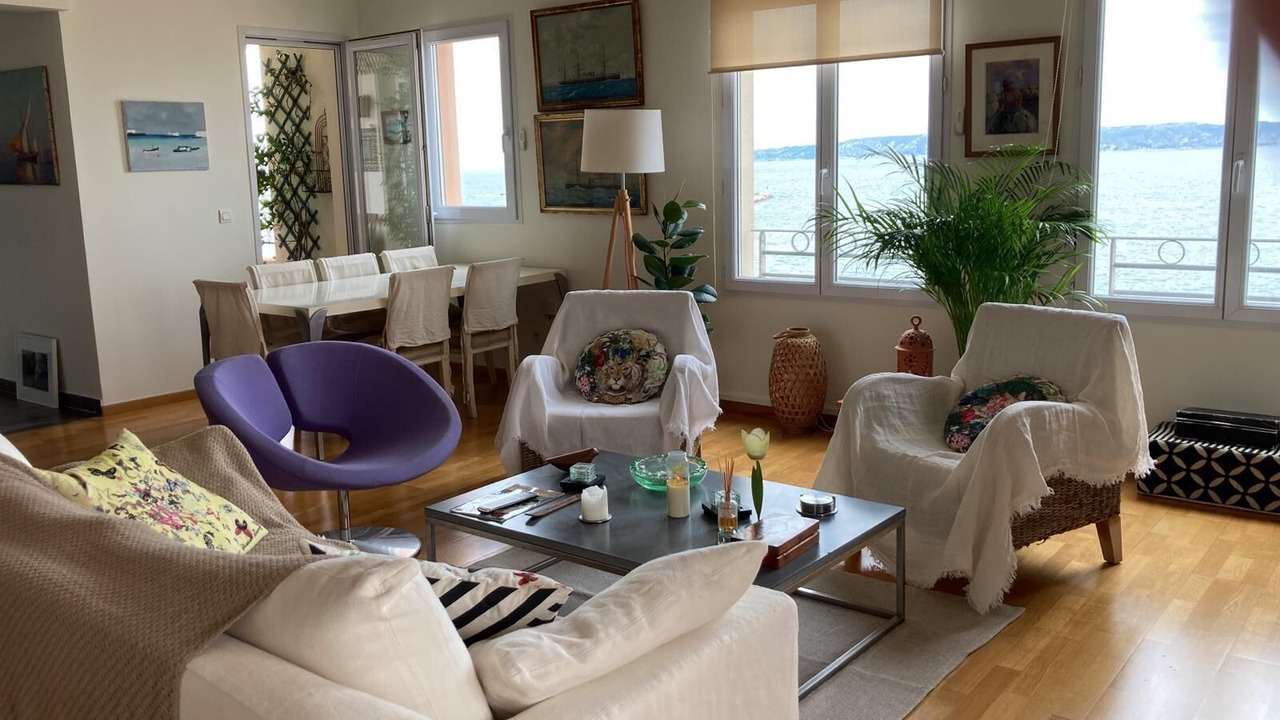 Photo of Livingroom in Le Pharo