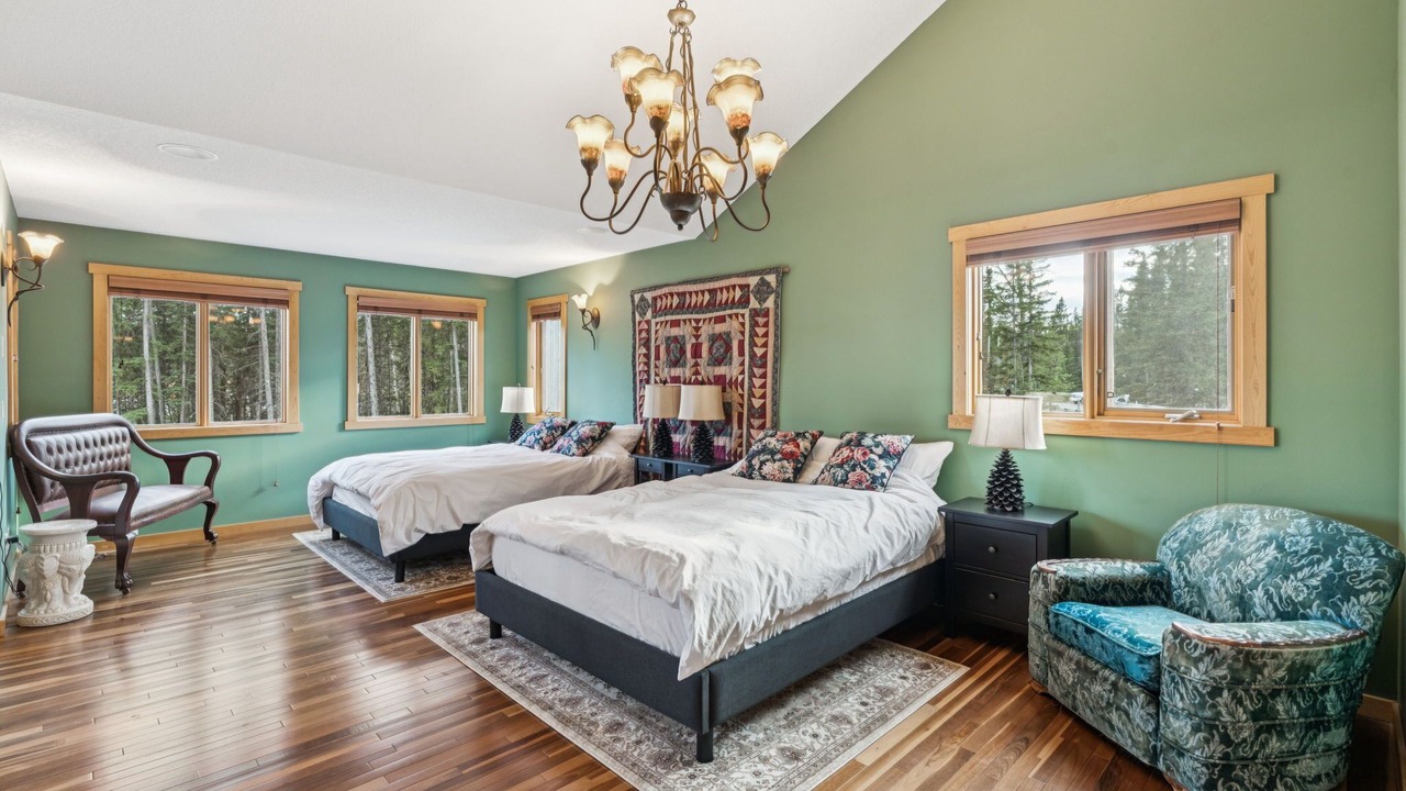 Photo of Bedroom in Bragg Creek