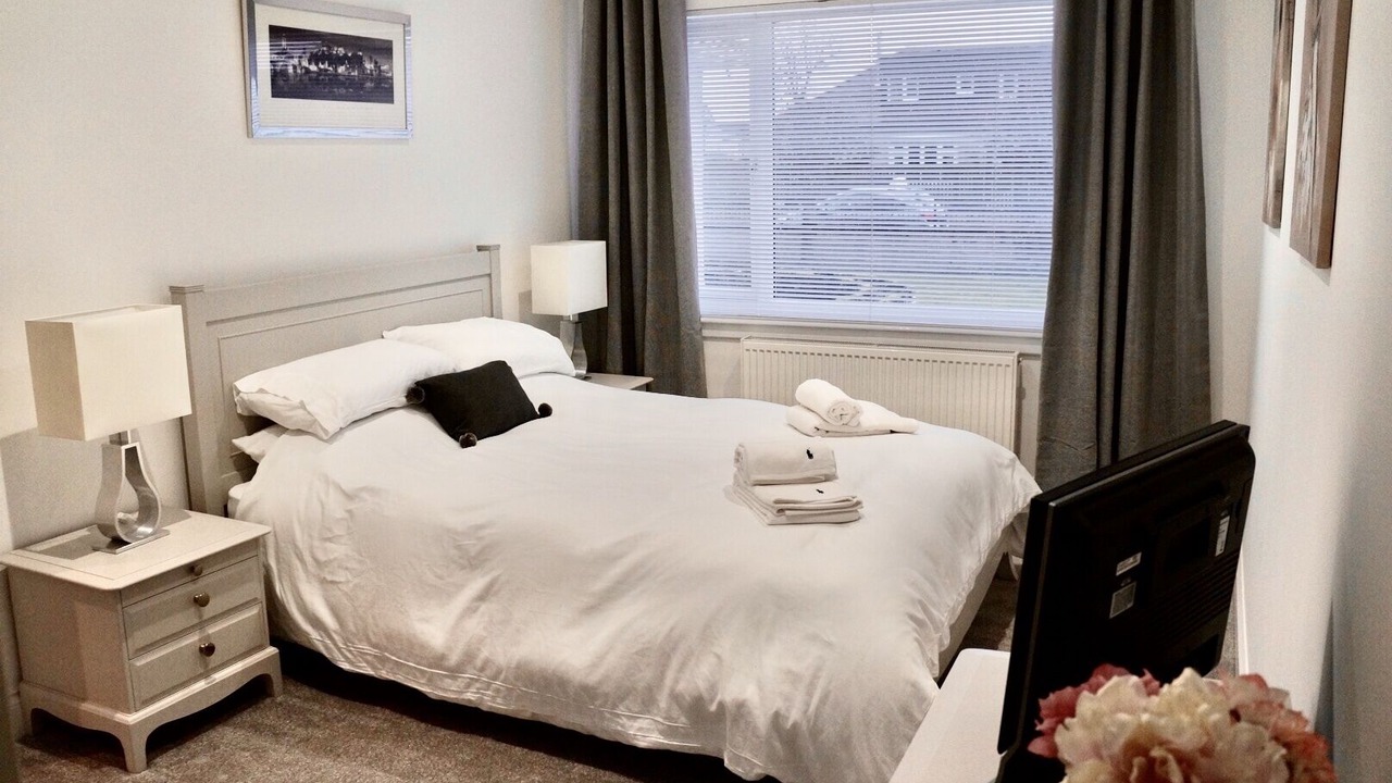 Photo of Bedroom in Tillicoultry