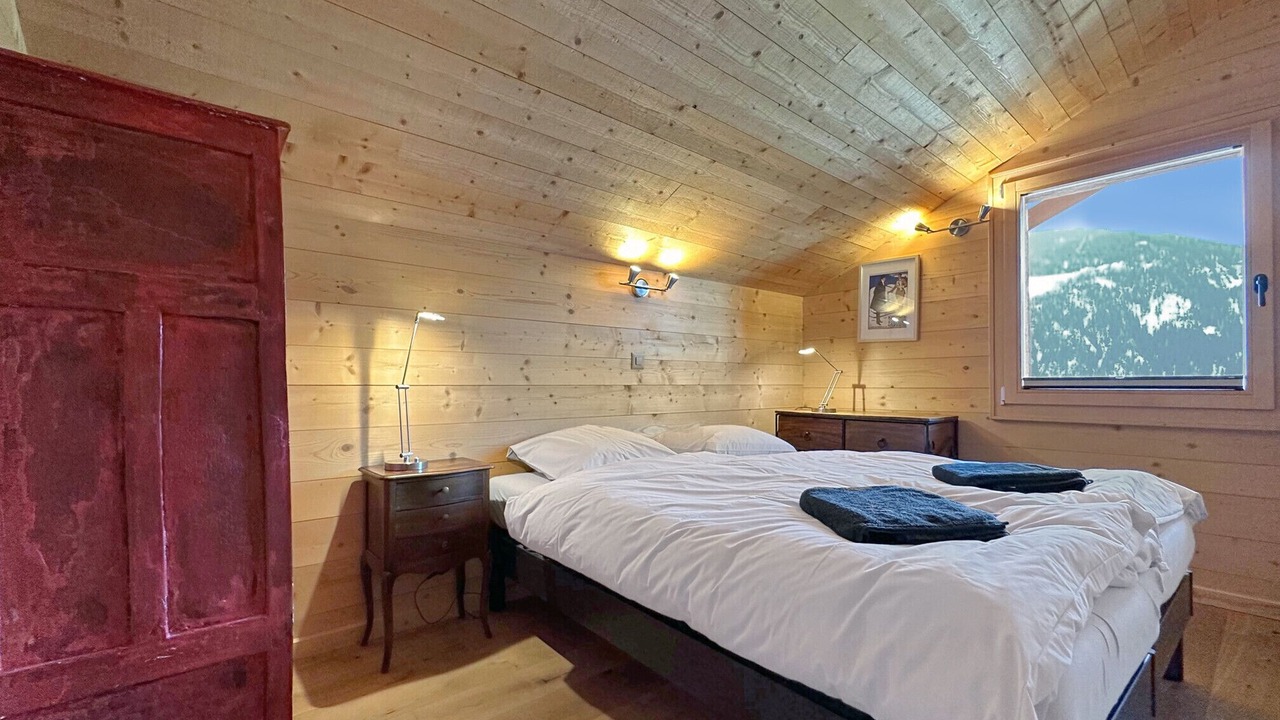 Photo of Bedroom in Sarreyer