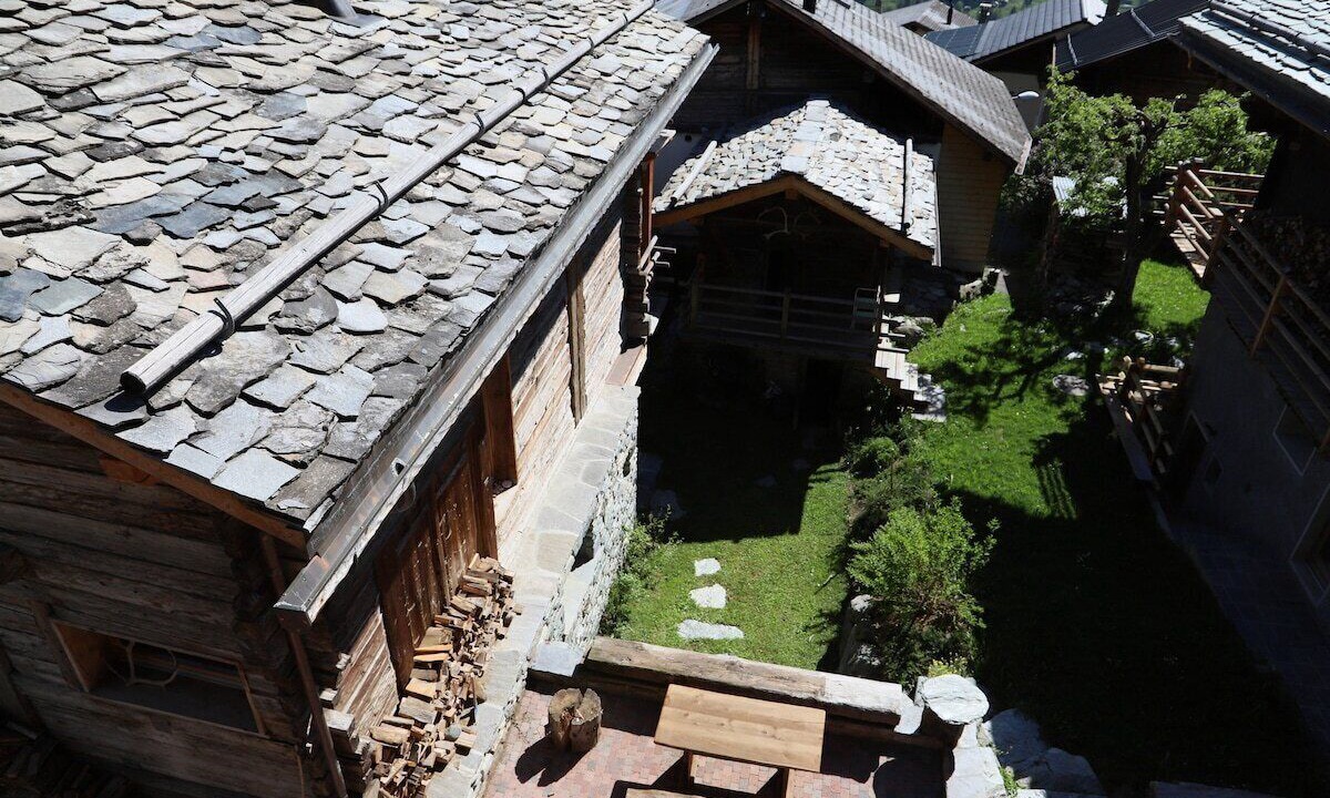 Photo of Patio Balcony in Sarreyer