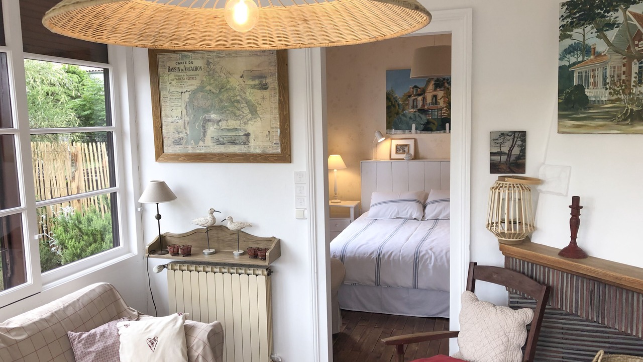 Photo of Bedroom in Claouey