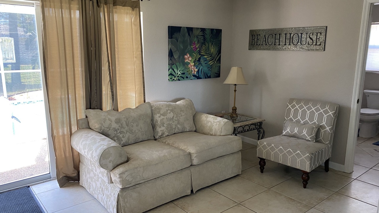 Photo of Livingroom in Venice Gardens