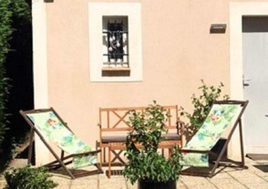 Photo of Patio Balcony in Sorgues