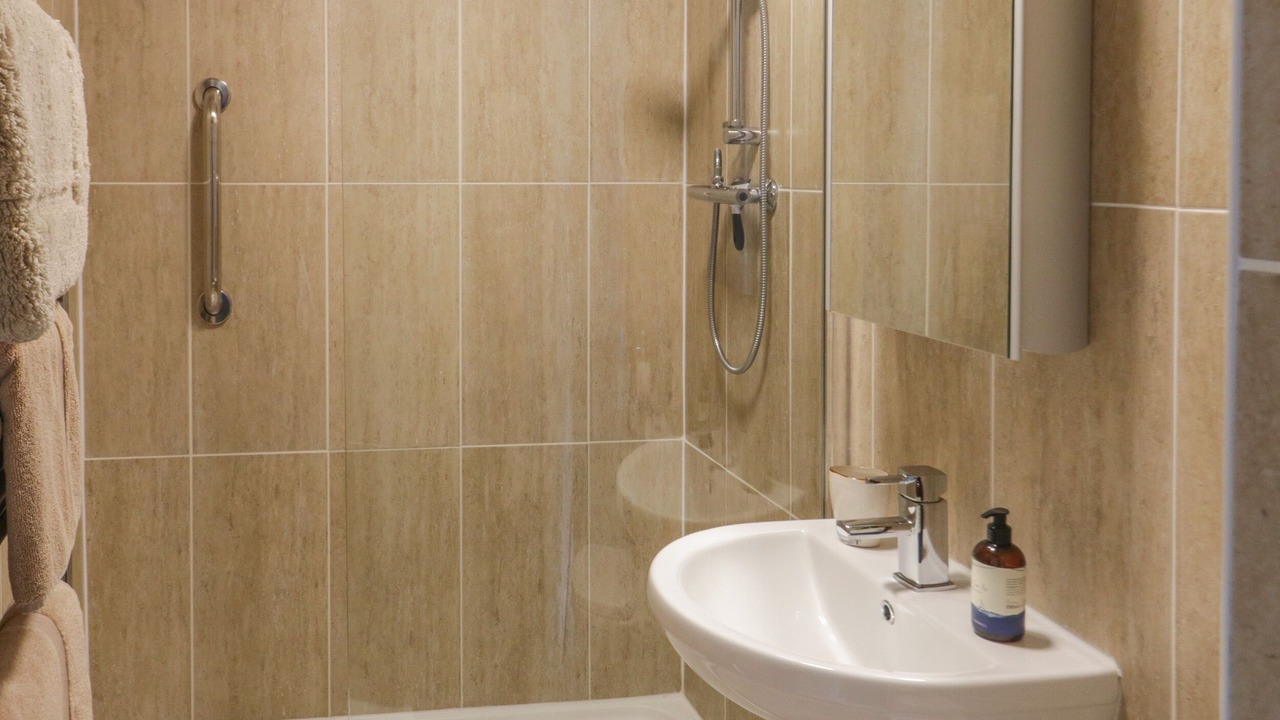 Photo of Bathroom in Robin Hood's Bay