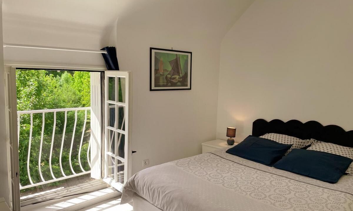 Photo of Bedroom in Avaray