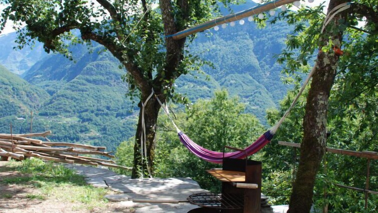 Photo of Outdoor in Semione