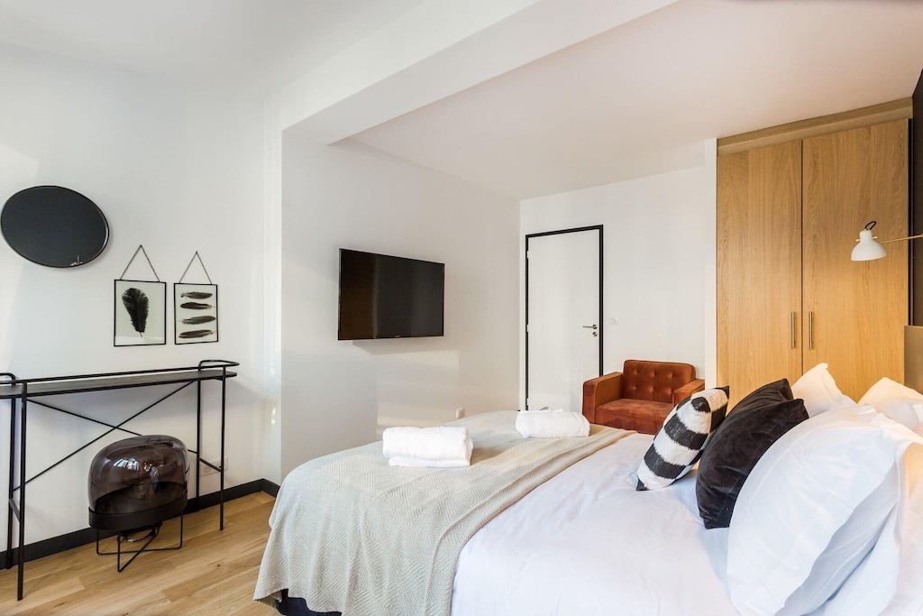 Photo of Bedroom in Faubourg-du-Roule