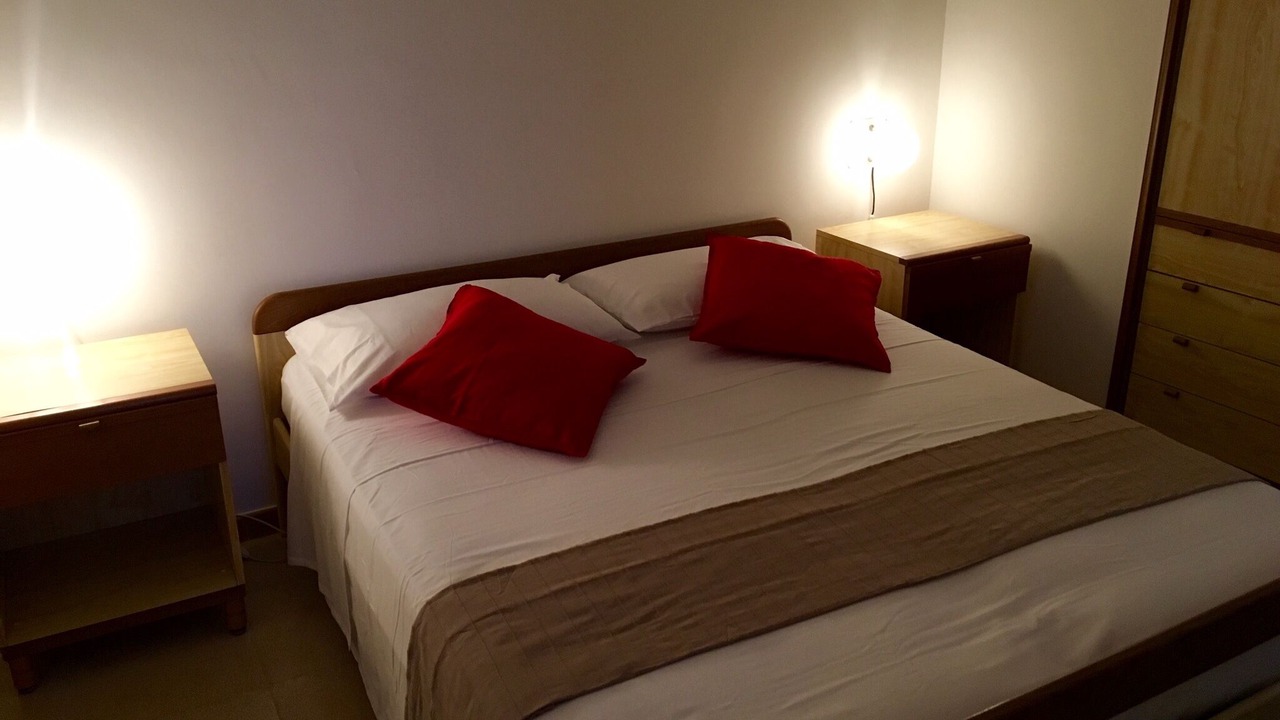 Photo of Bedroom in Lendinuso