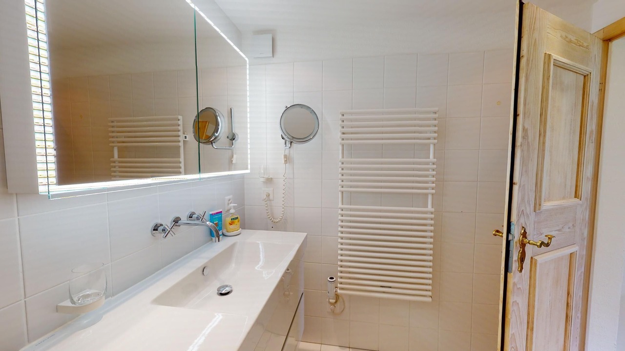 Photo of Bathroom in Surlej
