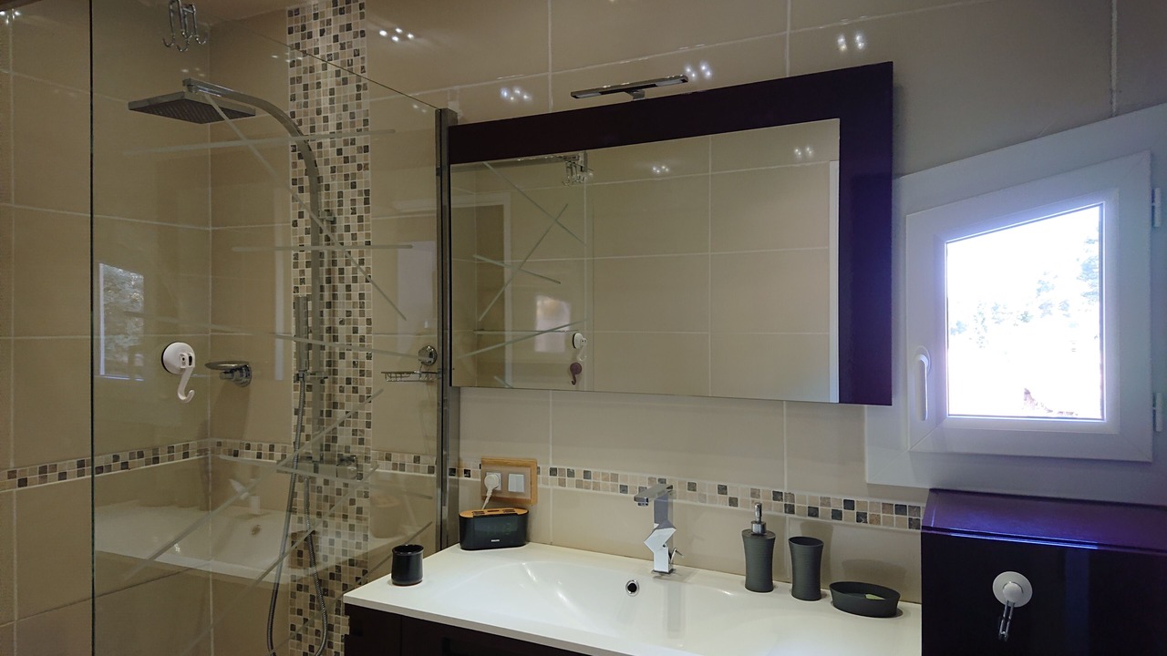 Photo of Bathroom in Cornillon-Confoux