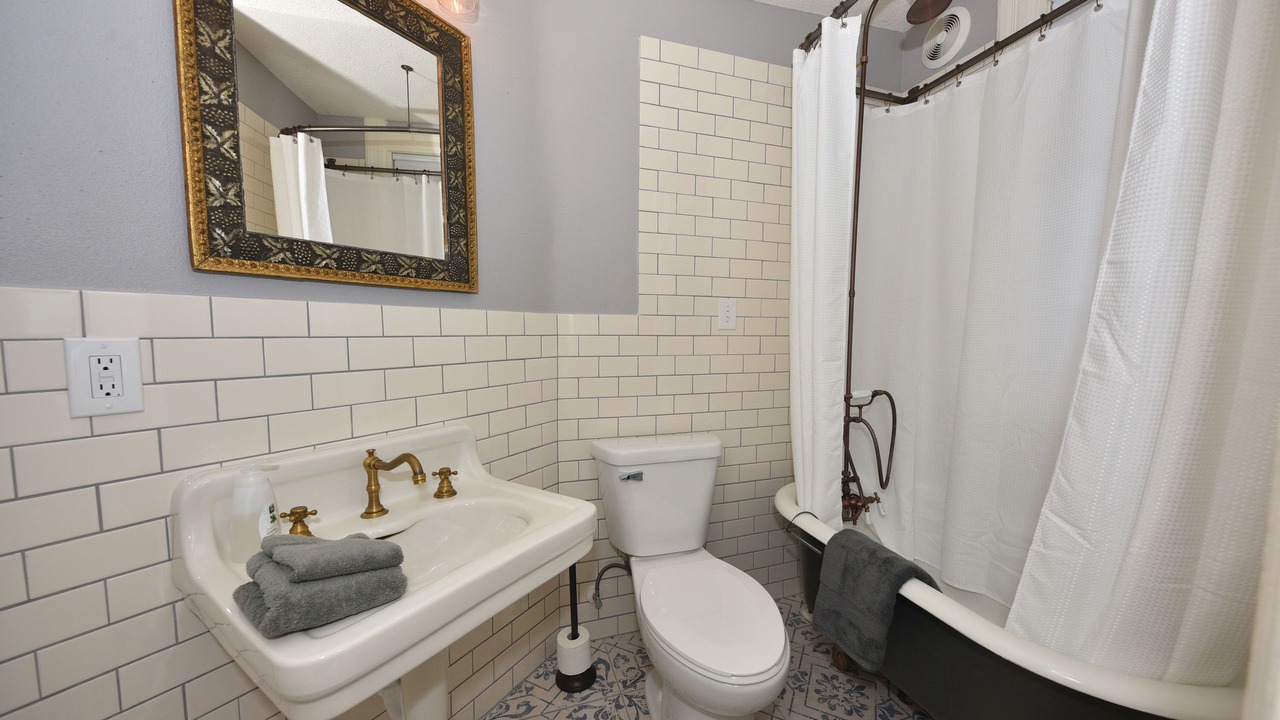 Photo of Bathroom in Brewers Hill