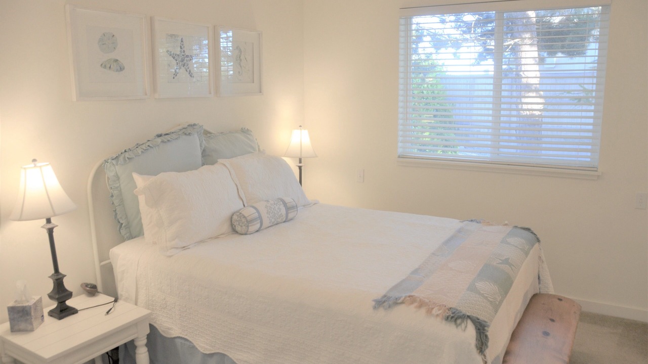 Photo of Bedroom in Ferndale