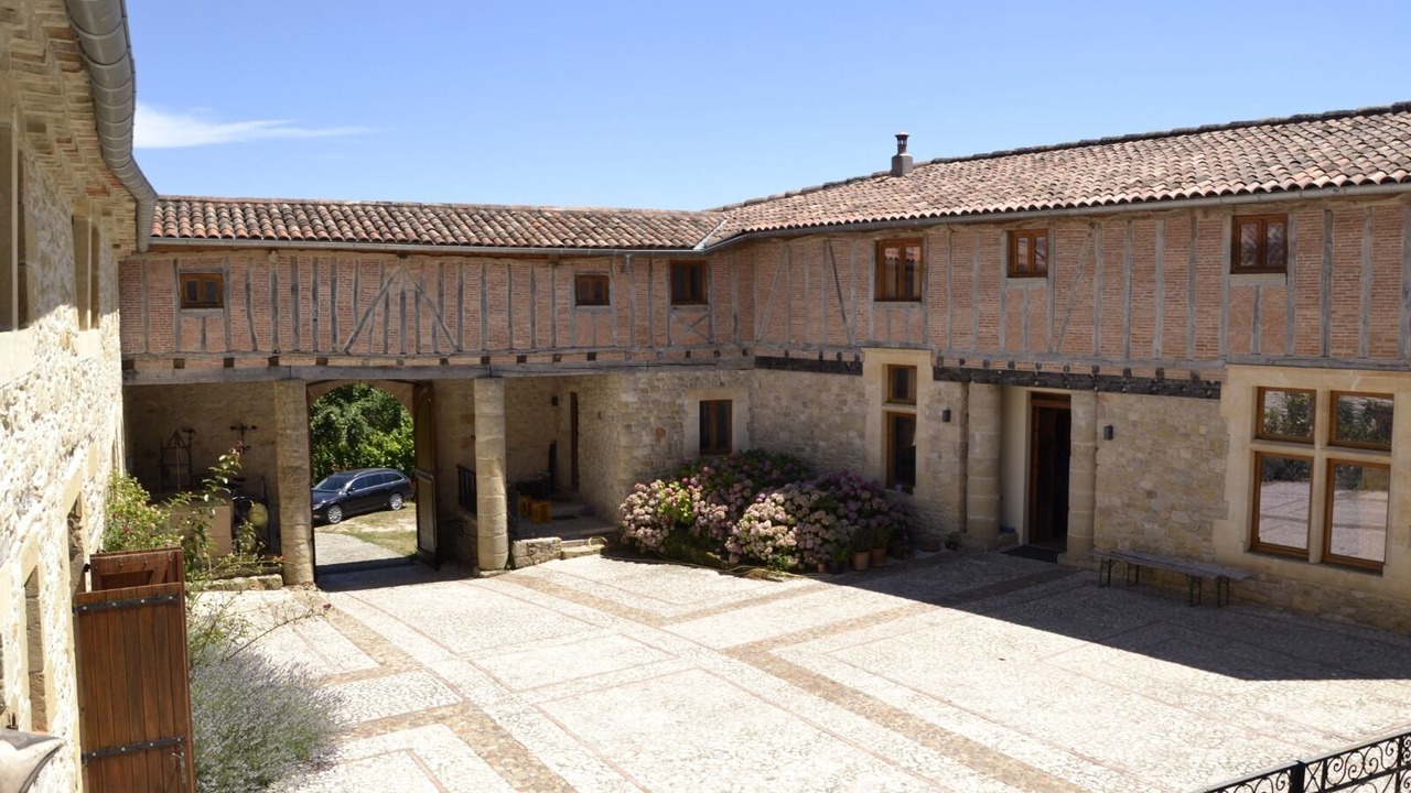 Photo of Outdoor in Mouzens
