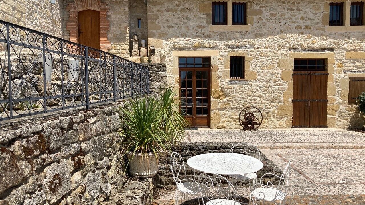 Photo of Outdoor in Mouzens