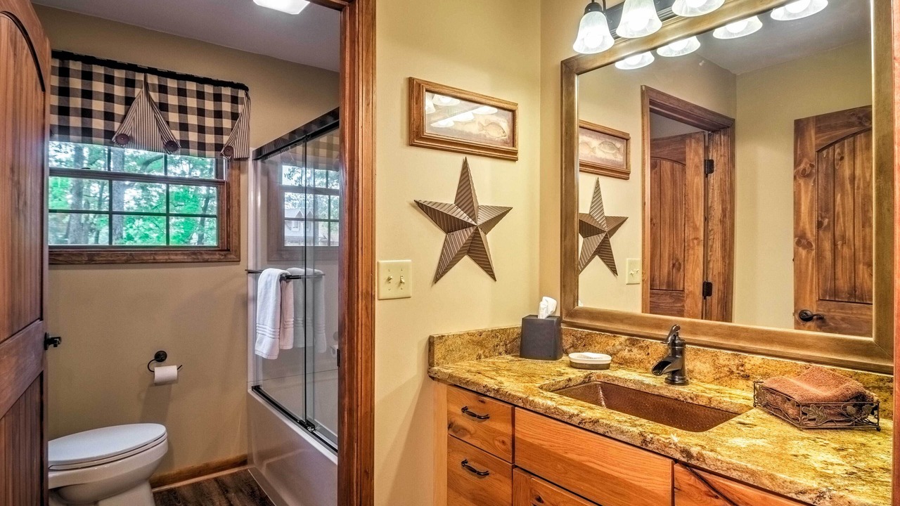 Photo of Bathroom in Benton