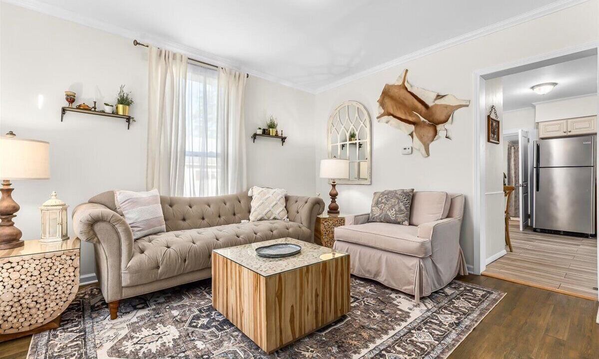 Photo of Livingroom in Fenton