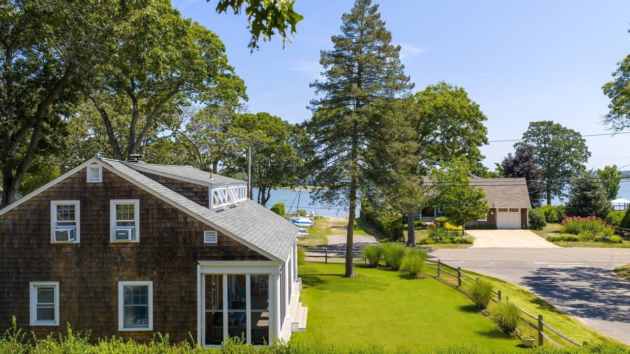 Photo of Outdoor in Silver Beach