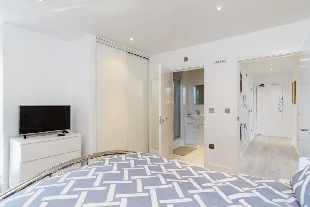 Photo of Bedroom in Grangetown
