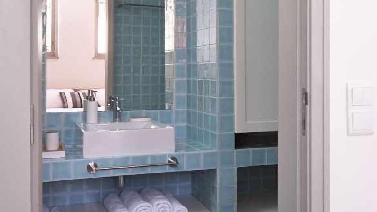 Photo of Bathroom in Coimbra City Centre