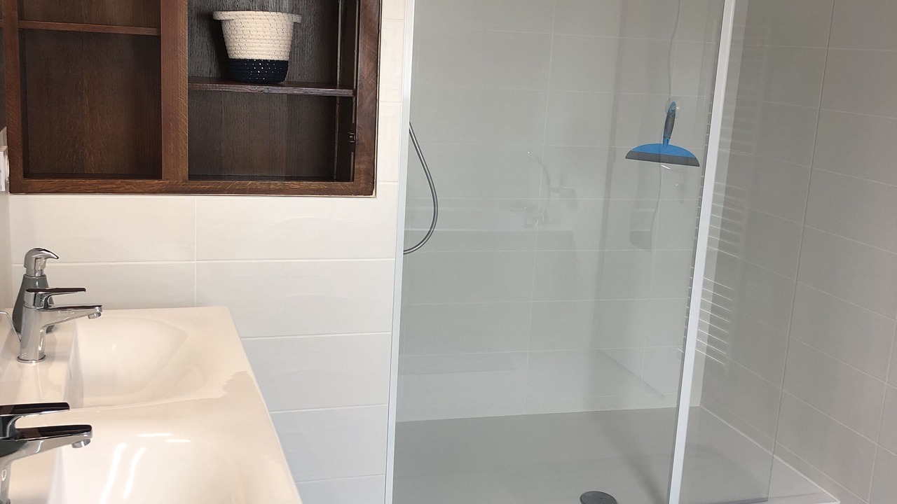 Photo of Bathroom in Fleury