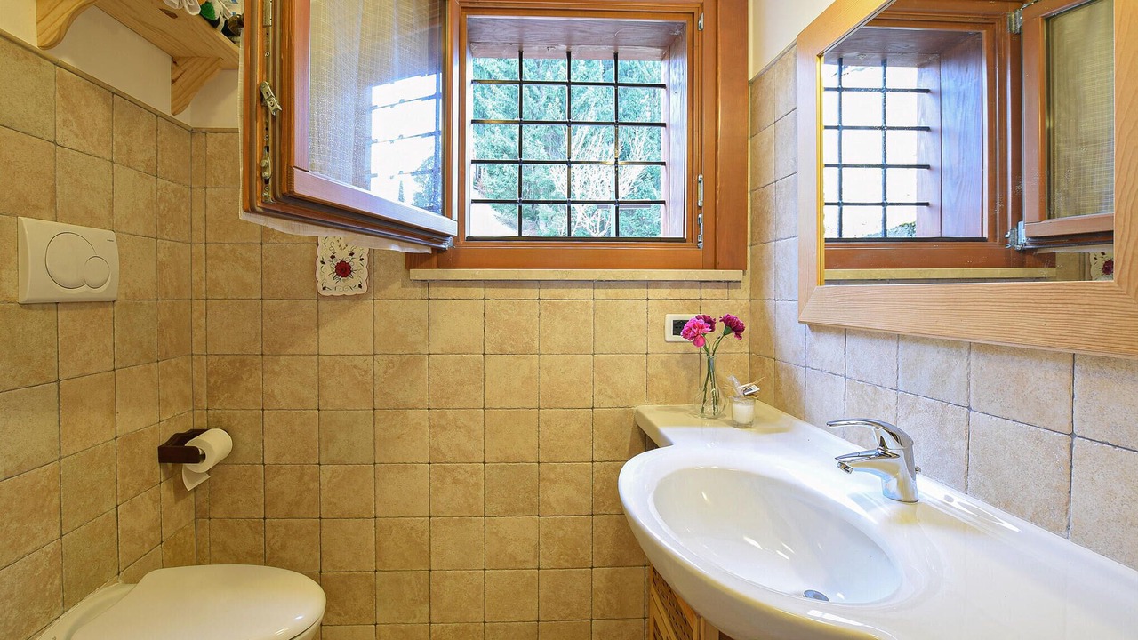 Photo of Bathroom in Sovramonte