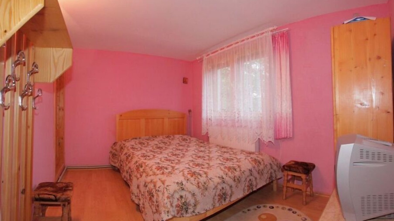 Photo of Bedroom in Mera
