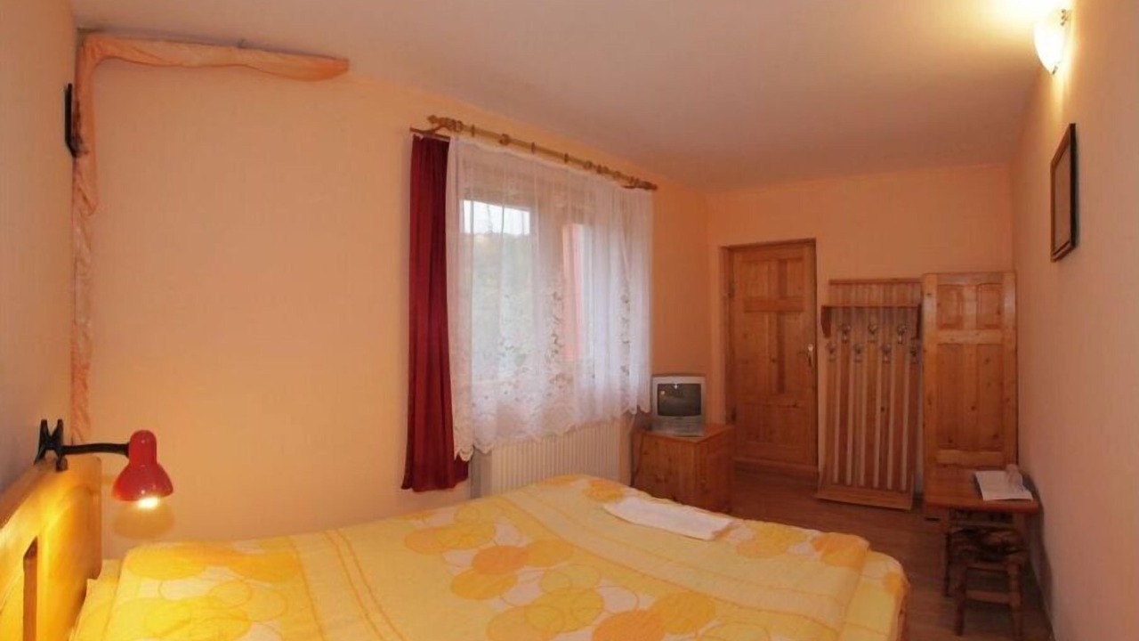Photo of Bedroom in Mera