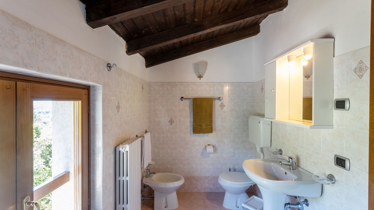 Photo of Bathroom in Vesio