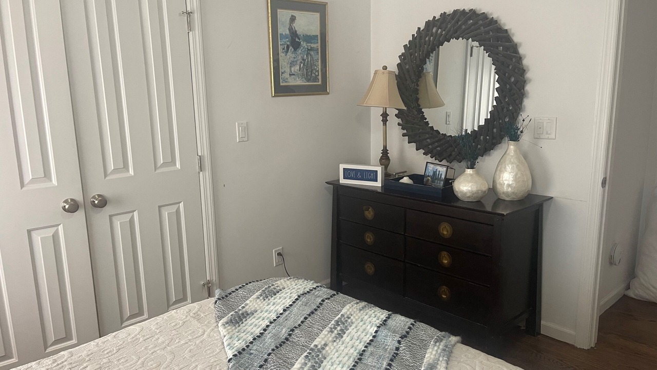 Photo of Bedroom in Culloden Shores