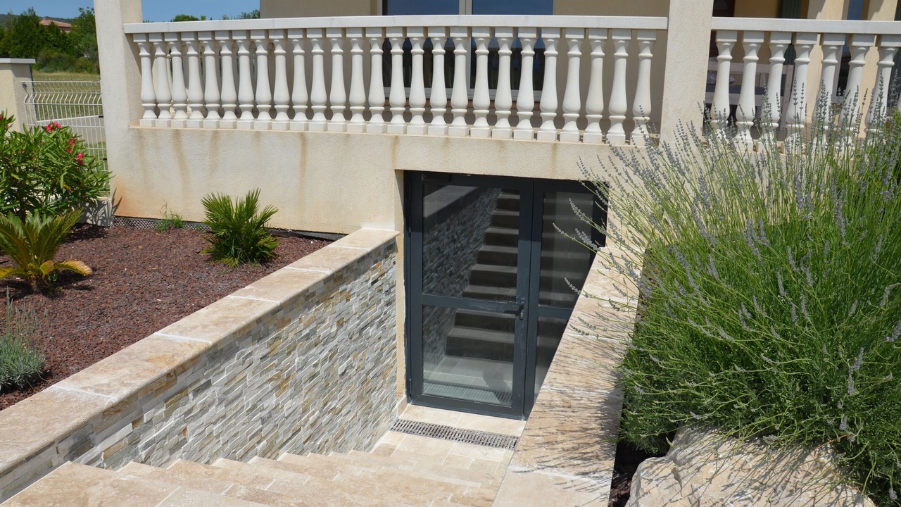 Photo of Outdoor in Pourrieres
