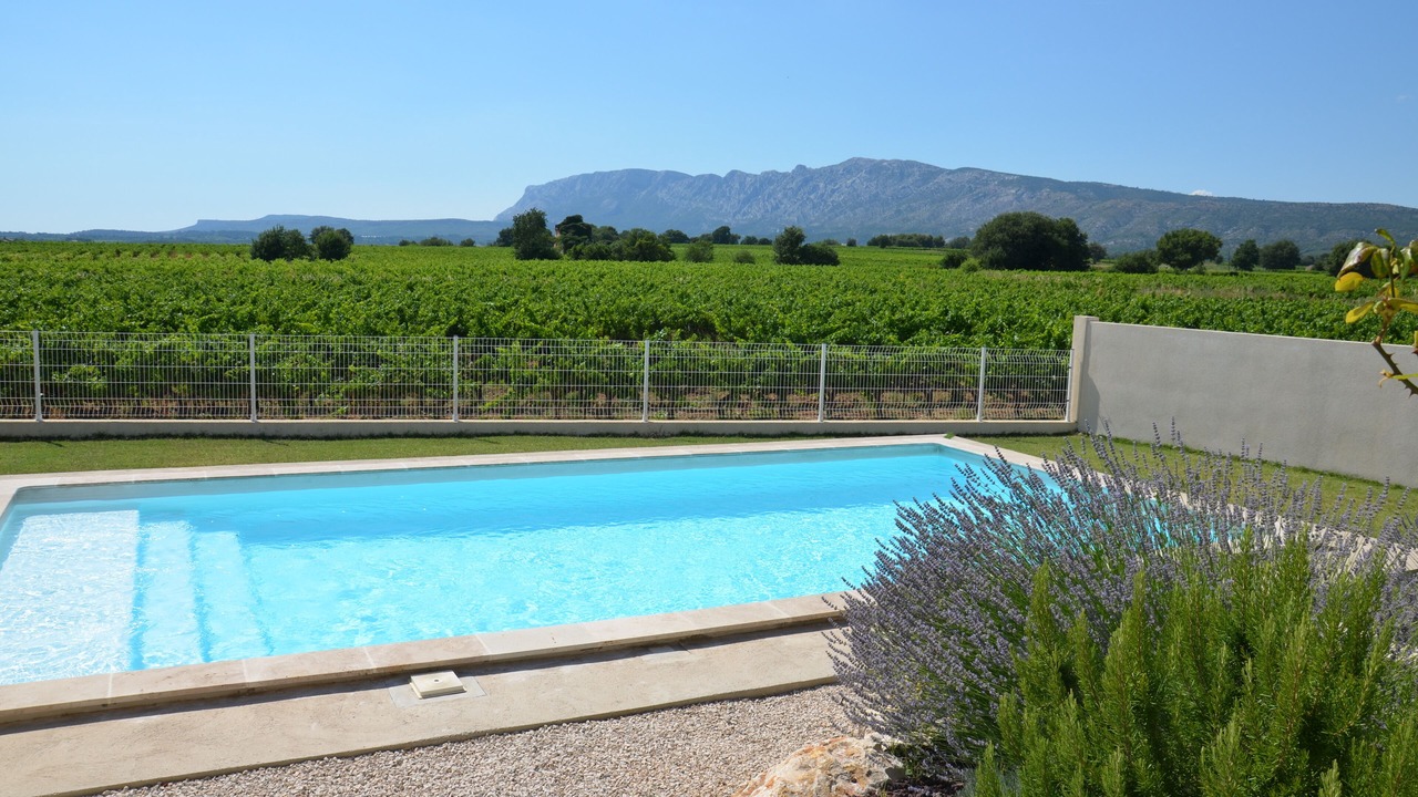 Photo of Outdoor in Pourrieres