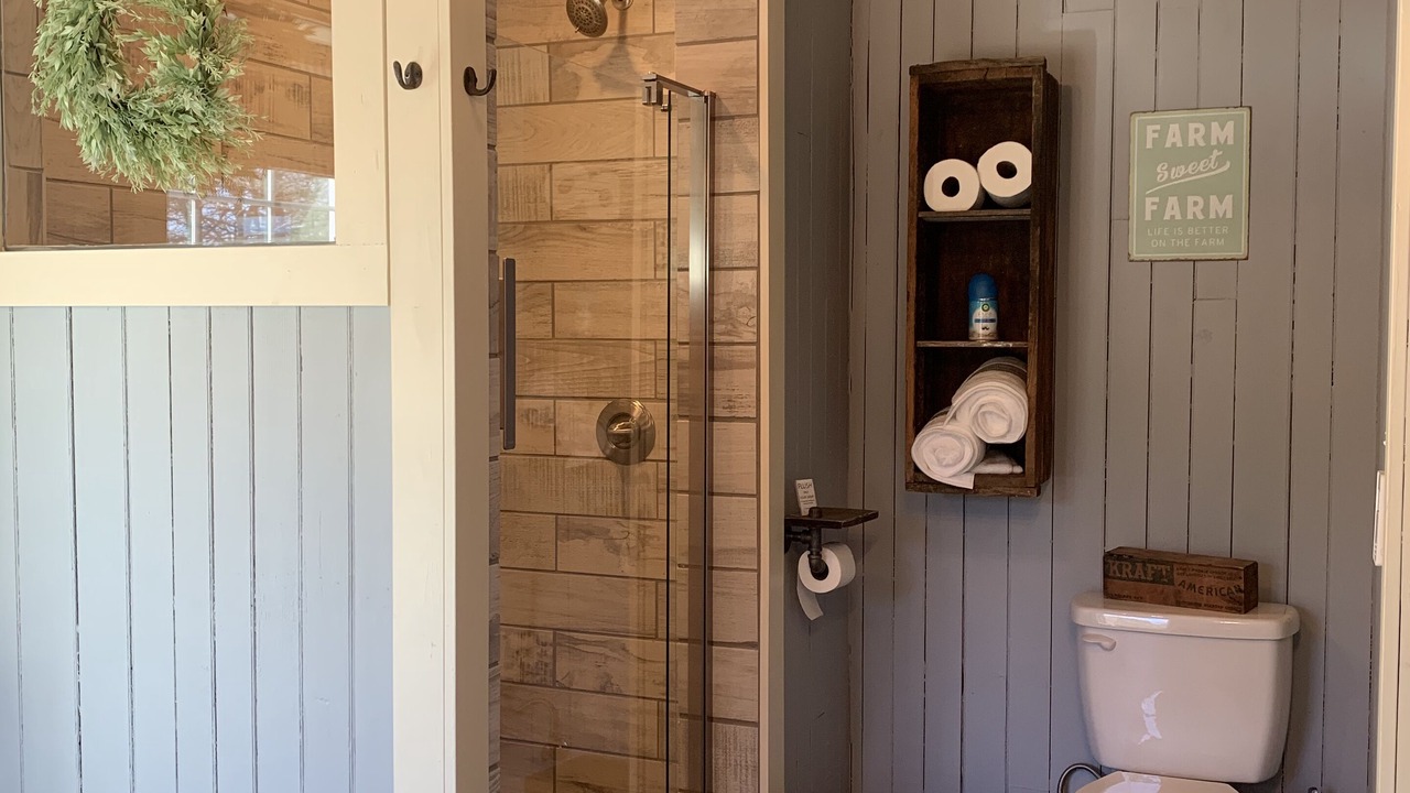 Photo of Bathroom in Bonne Terre