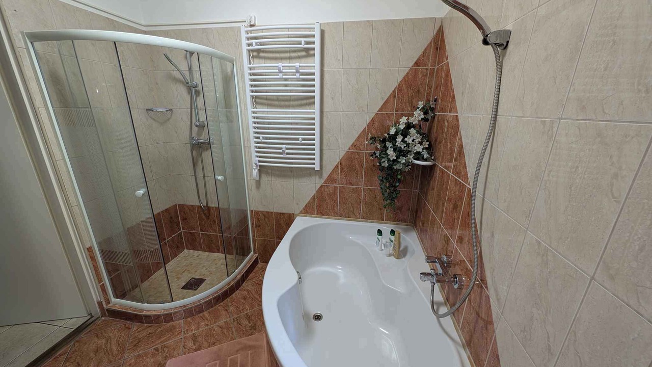Photo of Bathroom in Clutihany